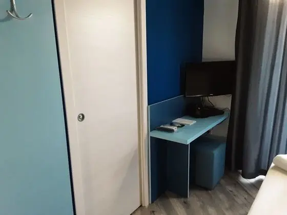 Comfort Tek Büyük veya İki Ayrı Yataklı Oda