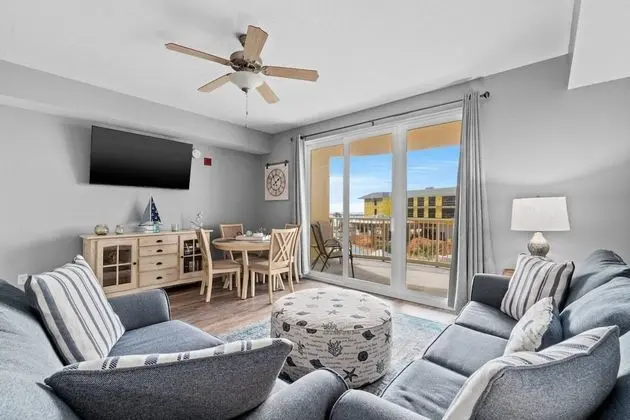 Daire (Calypso Resorts Tower III Unit 310)
