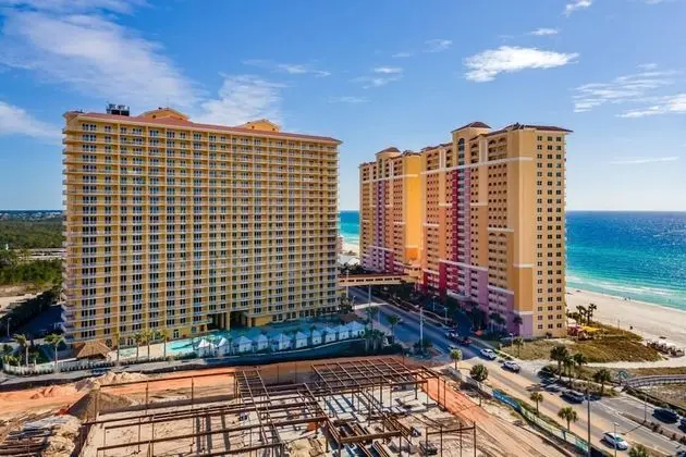 Daire (Calypso Resorts Tower III Unit 310)