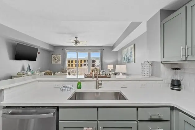 Daire (Calypso Resorts Tower III Unit 310)
