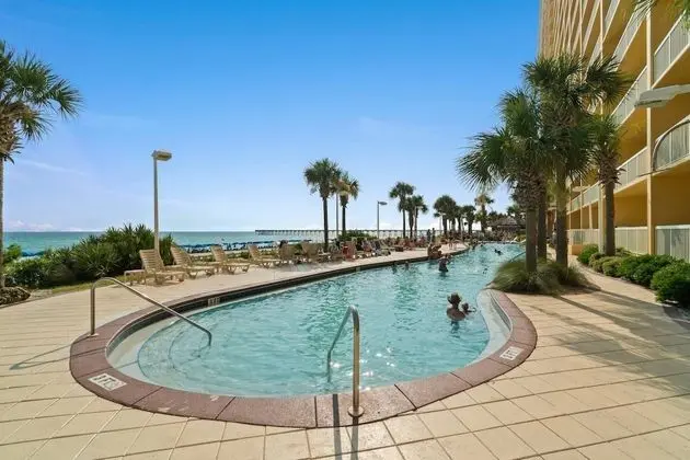 Daire (Calypso Resorts Tower III Unit 310)