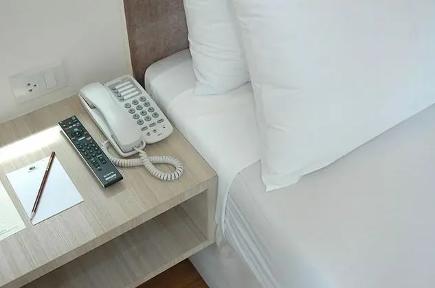 Exclusive Tek Büyük Yataklı Oda