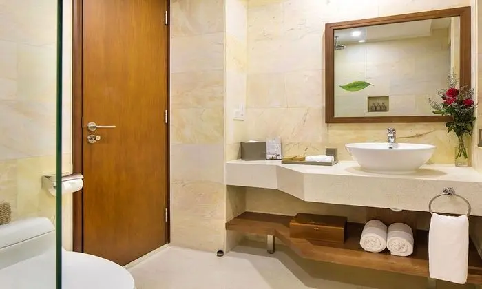 Deluxe Tek Büyük Yataklı Oda, Bahçe Manzaralı