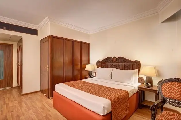 Deluxe suite room with river view or city view