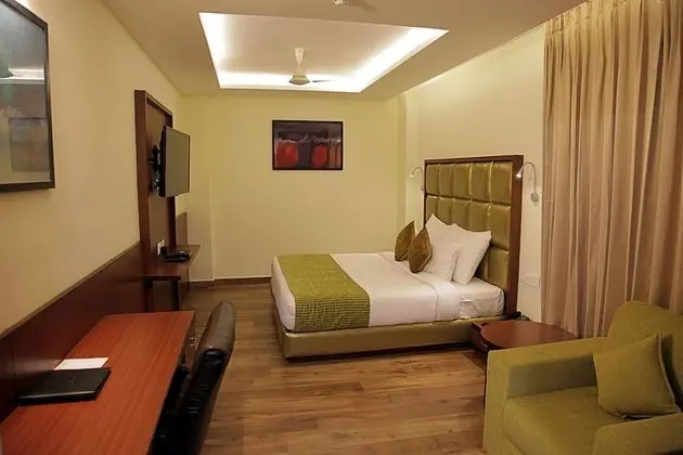 Süit, 1 En Büyük (King) Boy Yatak, Engellilere Uygun, Şehir Manzaralı (Cama)
