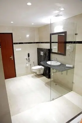 Süit, 1 En Büyük (King) Boy Yatak, Engellilere Uygun, Şehir Manzaralı (Cama)