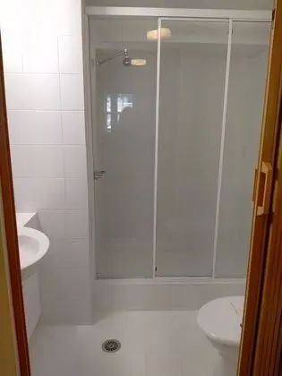 Standard Apart Daire, 2 Yatak Odası, Balkon, Kısmi Deniz Manzarası