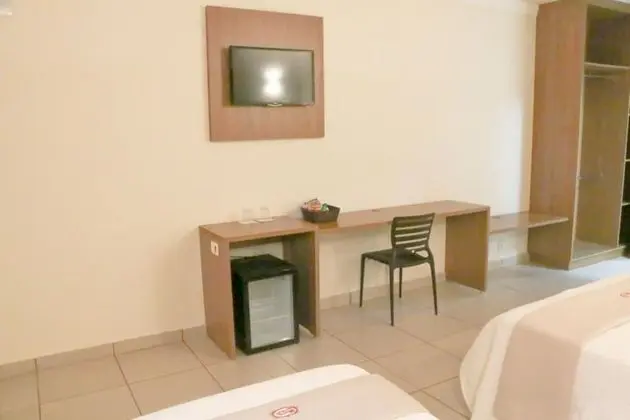 Standard Üç Kişilik Oda, 3 Tek Kişilik Yatak