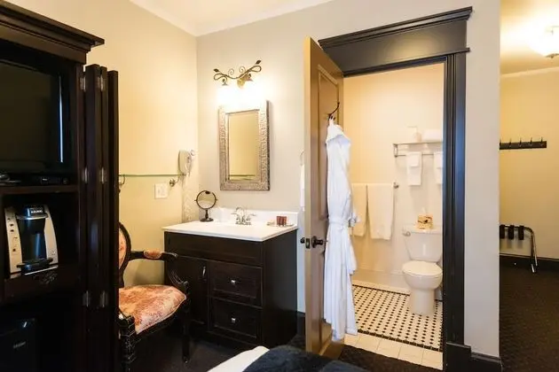 Comfort Oda, 1 Büyük (Queen) Boy Yatak, Özel Banyo (Room 9)