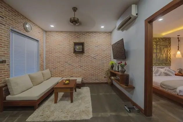 Premier Family Suite with Private Balcony - Free Pick-up