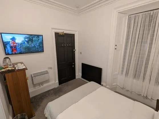 Basic Tek Büyük Yataklı Oda, Özel Banyo (Room 1)