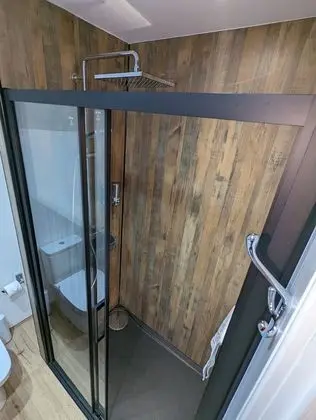 Superior Tek Büyük Yataklı Oda, Özel Banyo, Bahçe Manzaralı (Room 2)