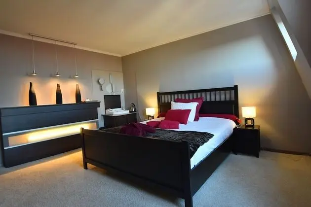 Comfort Tek Büyük Yataklı Oda