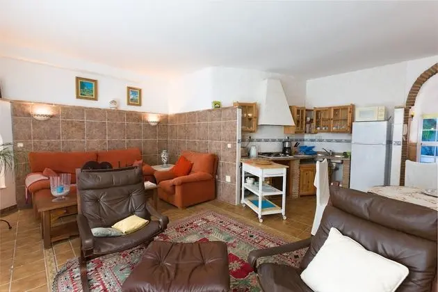 Villa, Havuz Manzaralı (3)