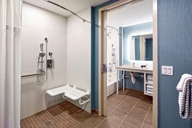 Room, 2 Queen Beds, Accessible, Non Smoking