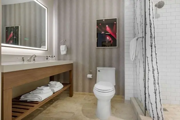 Oda, 1 En Büyük (King) Boy Yatak, Sigara İçilmez