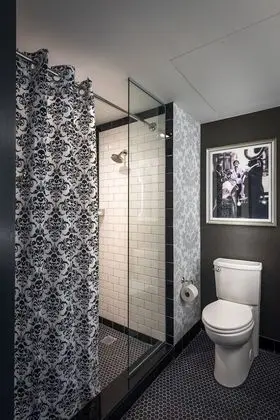 Standard Oda, 2 Büyük (Queen) Boy Yatak, Sigara İçilmez