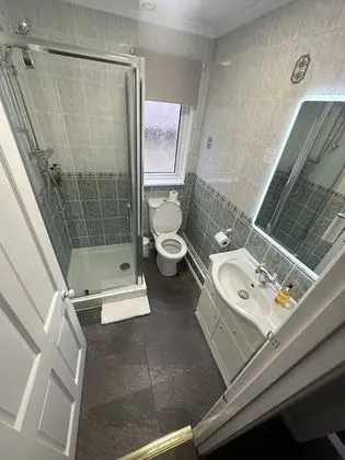 Standard Tek Büyük veya İki Ayrı Yataklı Oda