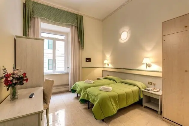 Superior Dört Kişilik Oda