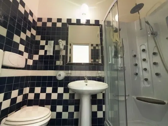 Superior Dört Kişilik Oda