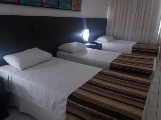 Üç Kişilik Oda