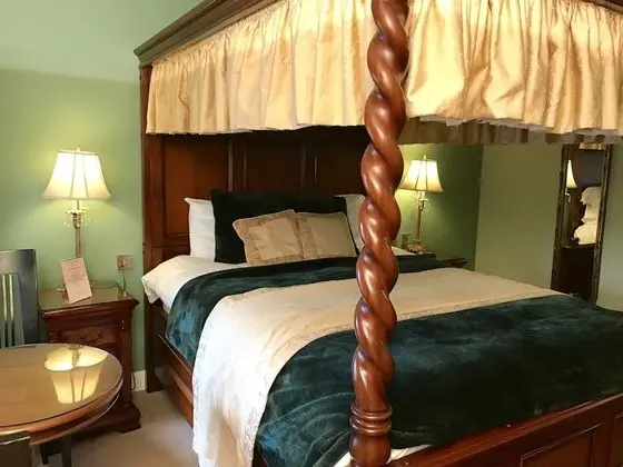 Tek Büyük Yataklı Oda, 1 En Büyük (King) Boy Yatak (Four Poster)