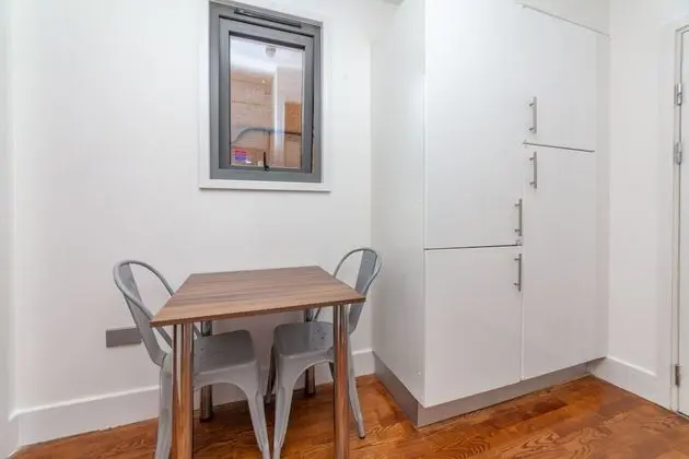 Deluxe Stüdyo, Balkon