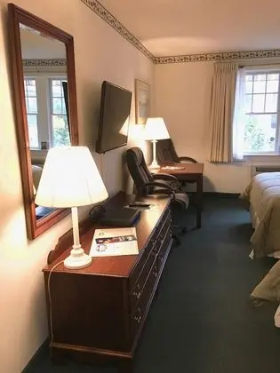 2 Queen Beds, 1st Floor, Dog Friendly