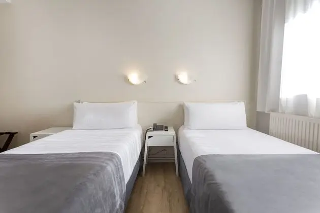 Family Oda (3 people)