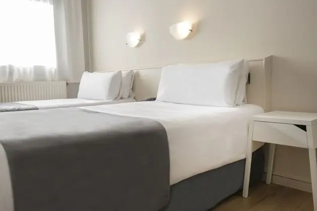 Family Oda (4 people)