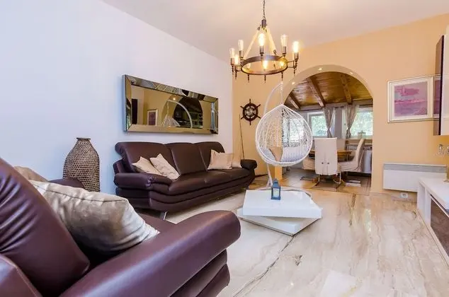 One bedroom apartment with patio