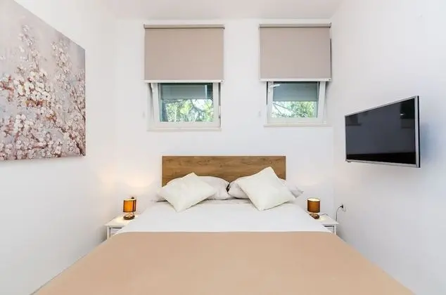 One bedroom apartment with patio