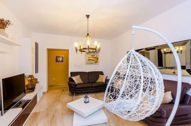 One bedroom apartment with patio