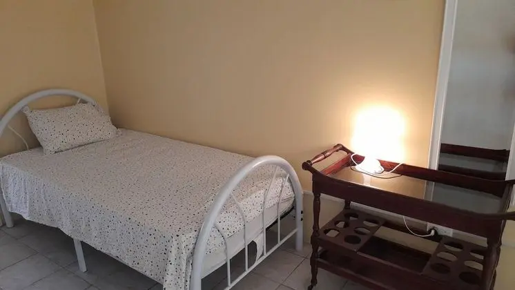 Basic Tek Kişilik Oda, 1 Tek Kişilik Yatak, Sigara İçilmez, Bahçe Manzaralı