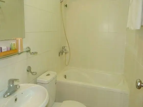Family Oda, Sigara İçilmez, Şehir Manzaralı