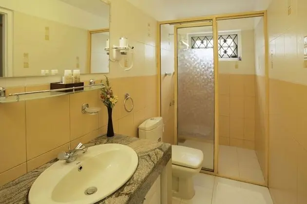 Deluxe Üç Kişilik Oda