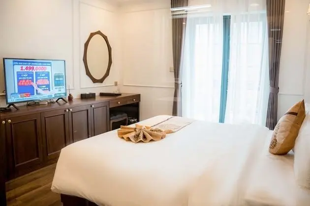 Deluxe Tek Büyük Yataklı Oda