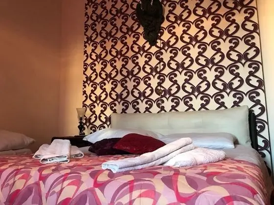 Üç Kişilik Oda