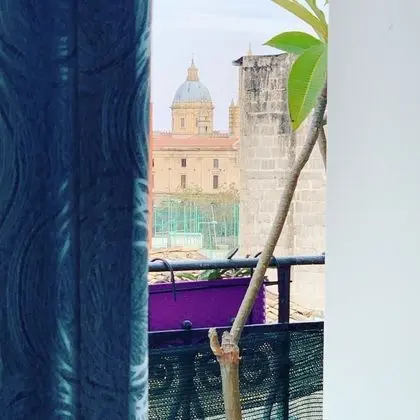 Üç Kişilik Oda