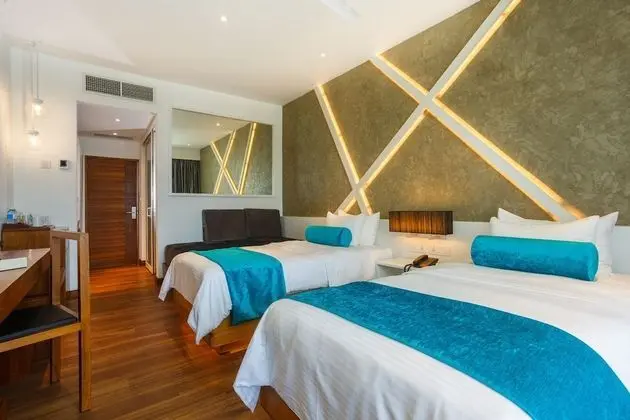 Deluxe İki Ayrı Yataklı Oda, 2 Tek Kişilik Yatak, Kısmi Deniz Manzaralı