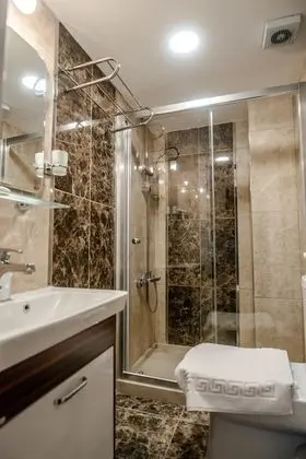 Deluxe Tek Büyük Yataklı Oda, Deniz Manzaralı