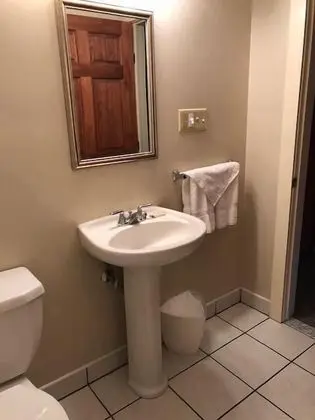Standard Tek Büyük Yataklı Oda, Banyolu/Duşlu (Cambridge Room 4)