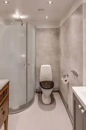 Tek Büyük Yataklı Oda (Burgundy)