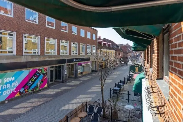 Tek Büyük Yataklı Oda (Burgundy)