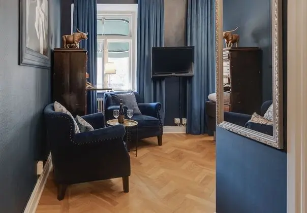 Tek Büyük Yataklı Oda (Midnight Blue)