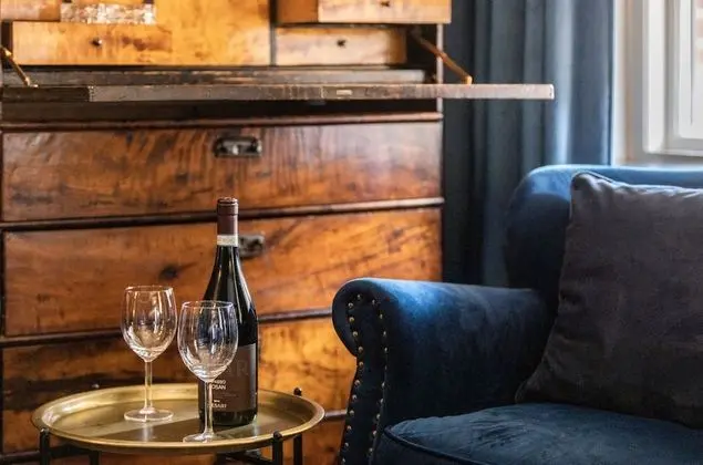 Tek Büyük Yataklı Oda (Midnight Blue)