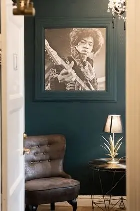 Tek Kişilik Oda (Petrol)