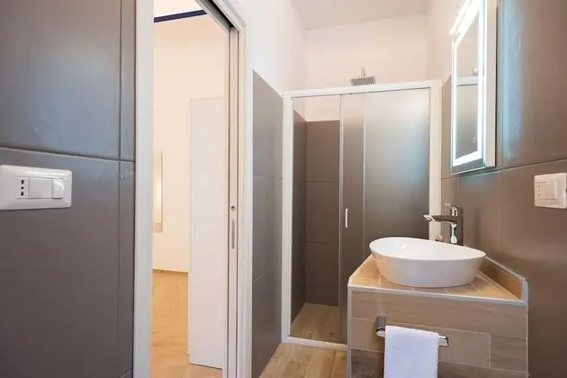 Design Üç Kişilik Oda