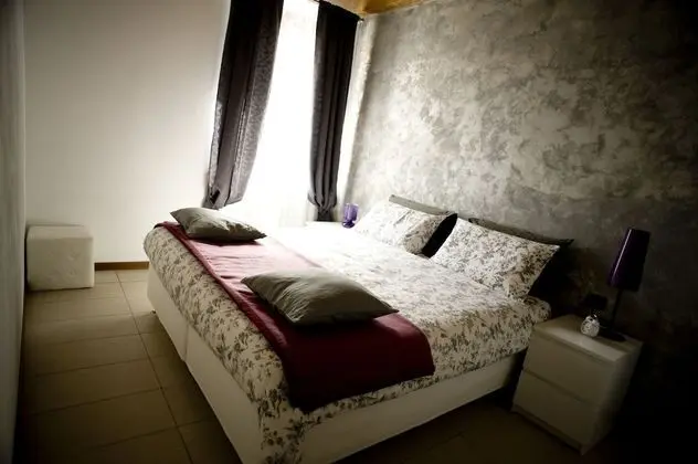 Design Tek Büyük veya İki Ayrı Yataklı Oda