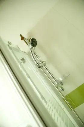 Design Tek Büyük veya İki Ayrı Yataklı Oda
